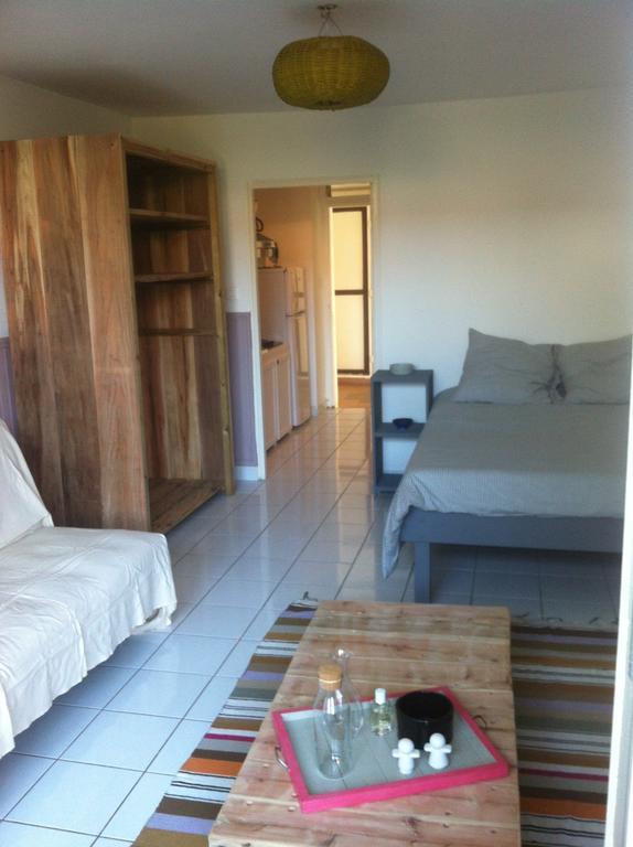 A Deux Pas De L'Ocean Apartment Saint-Gilles-les Bains Bagian luar foto