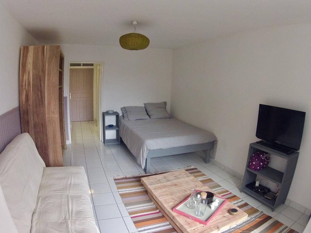 A Deux Pas De L'Ocean Apartment Saint-Gilles-les Bains Bagian luar foto